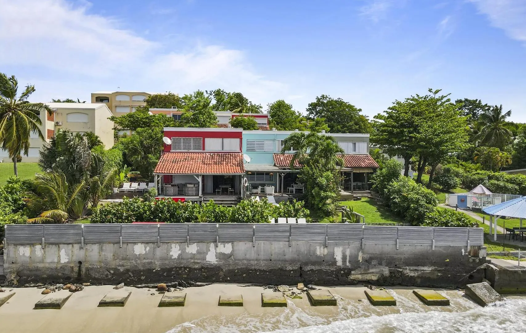 Villa Manureva 상트루스